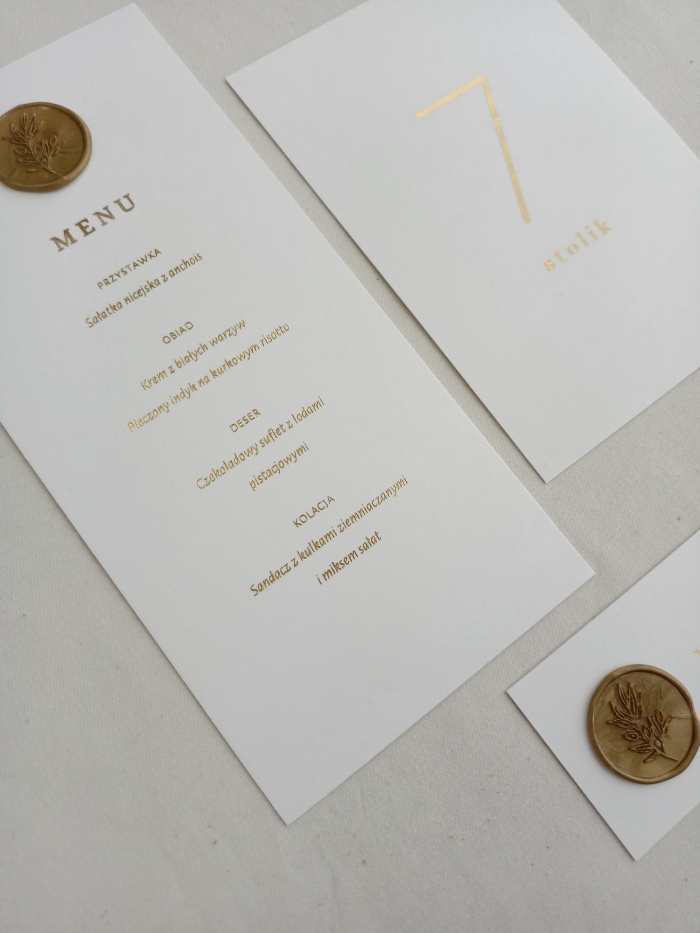 menu białe złocony druk z lakiem